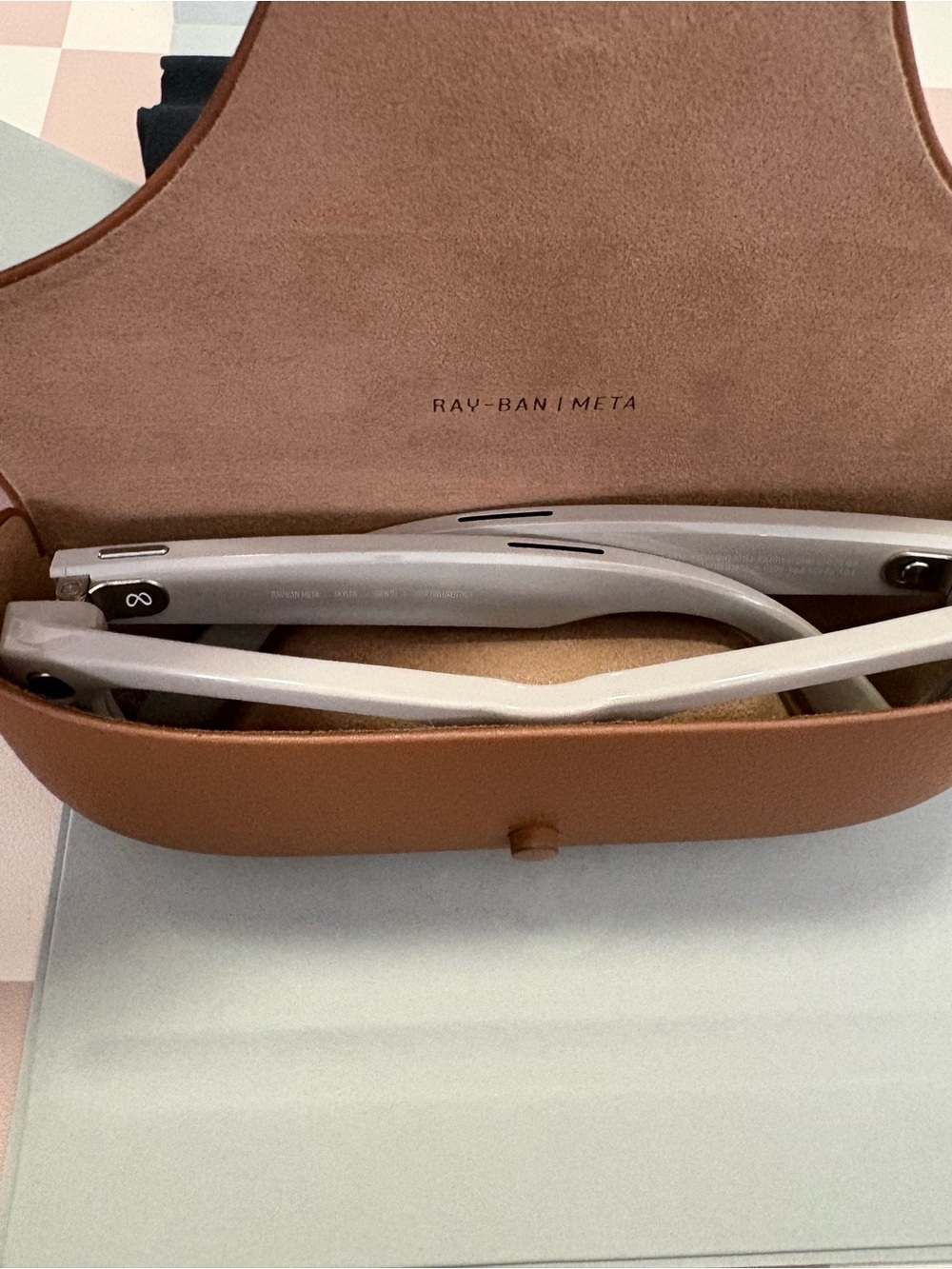 Ray-Ban Skyler Meta Glasses Gen-2 - Picture 6 of 9